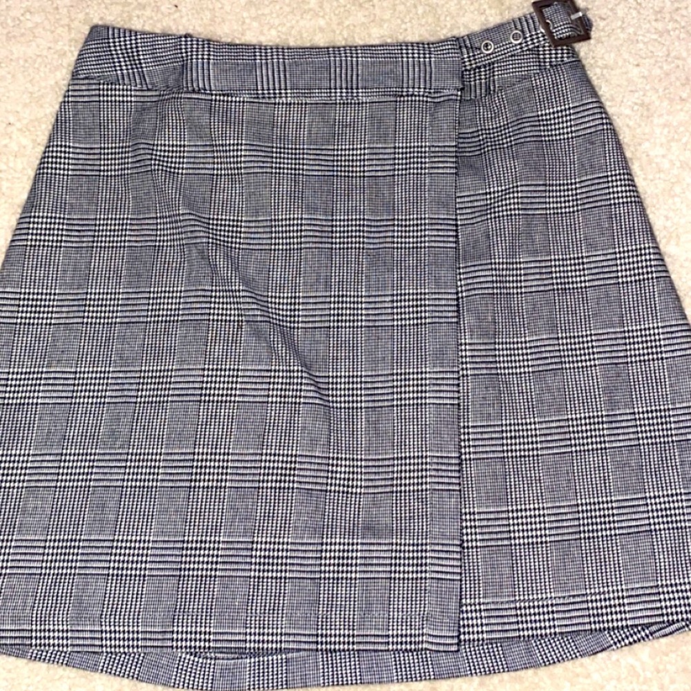 Skirt!